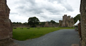 FZ019358-9 Ludlow Castle.jpg